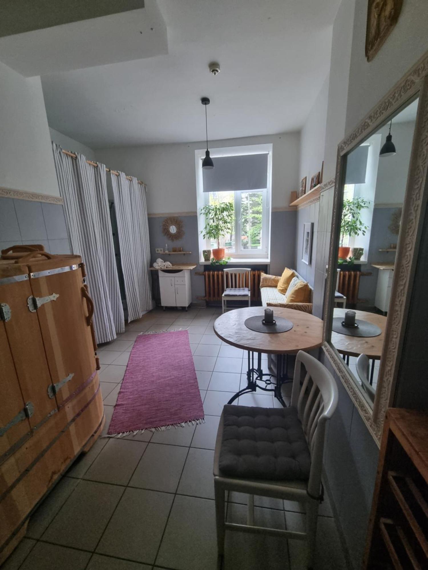 Camellia Studio Apartment & Parking リガ エクステリア 写真